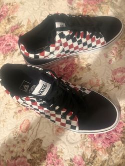 Men’s Vans 9