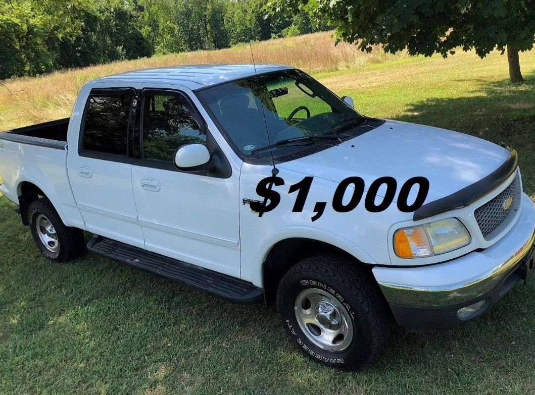 ✅💲1,OOO I m selling URGENT this Beautiful 2002 Ford F150 nice Family truck XLT Super Crew Cab 4-Door Runs and drives very smooth✅