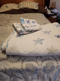 Costal coverlet, quilt , cover. blanket, white and blue, reversible