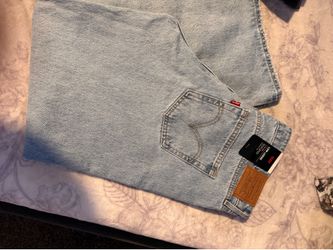 New levi’s loose baggy