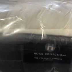 Hotel Colletion copper gel firm queen size brand mew