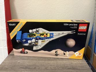 LEGO Icons: Galaxy Explorer (10497)