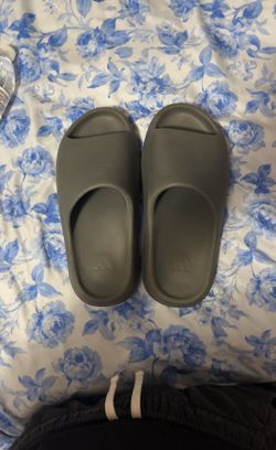 Yeezy Slides