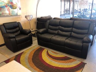 Brand new double recline sofa and reclinable chairs