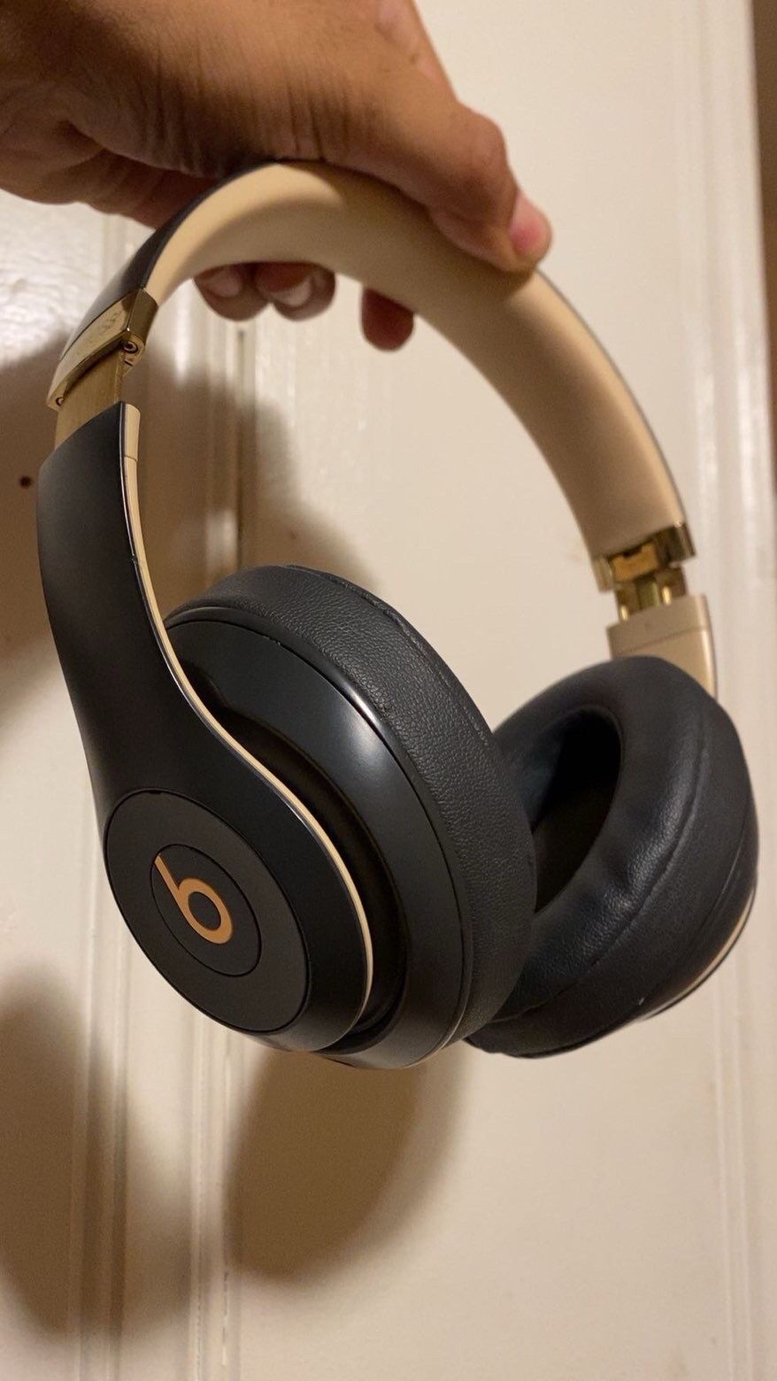 Beats Studio3 Wireless Headphones Shadow Gray