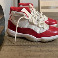 Jordan 11 Cherrys