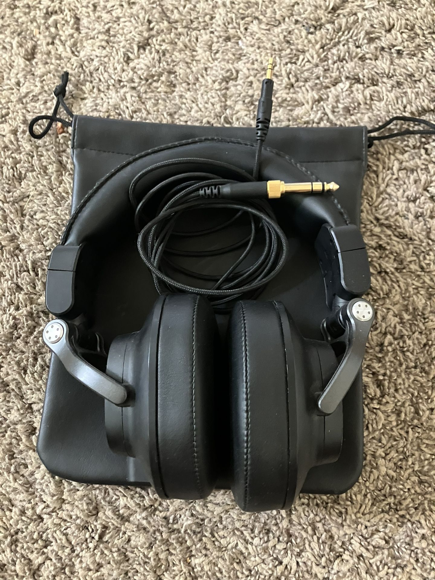 Pro Studio Headphones