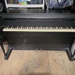 Free Piano