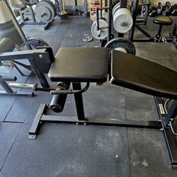 Titan Leg Extension and Curl Machine