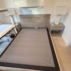 RH Teen queen bed with 2 nightstands like new condition