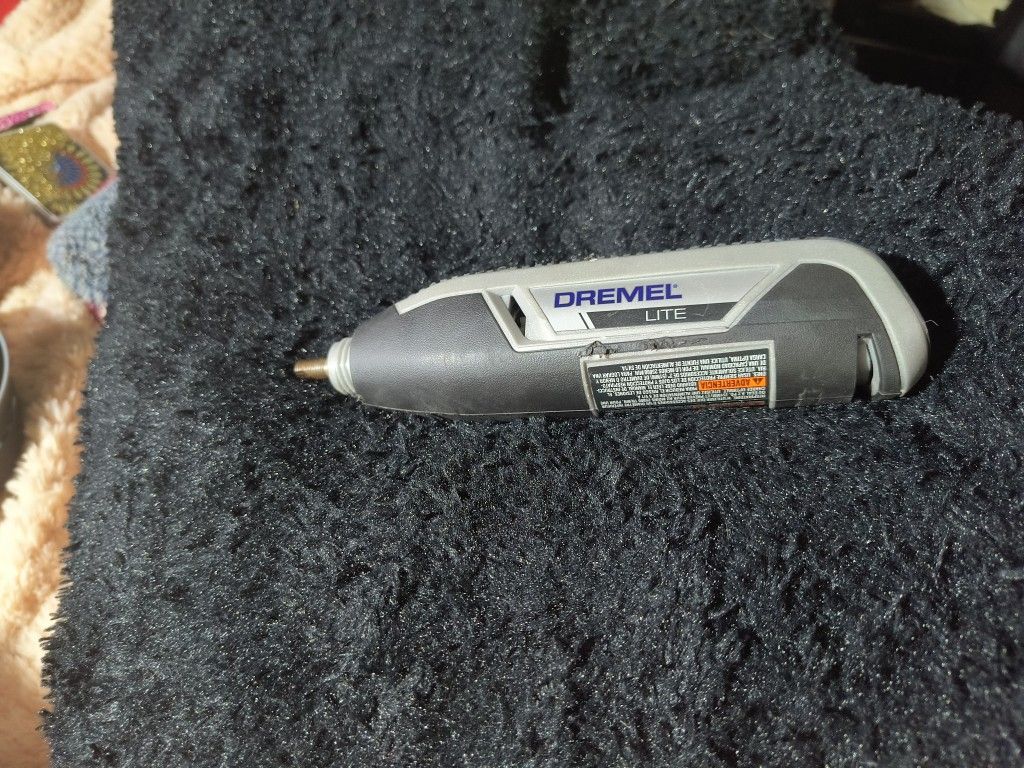 Dremel 4V Lite Cordless Rotary Tool