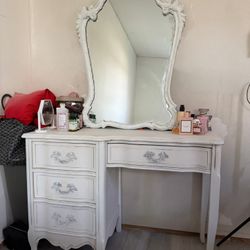 Vanity /  Desk