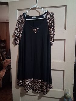 Larace  tunics  2x and 3x