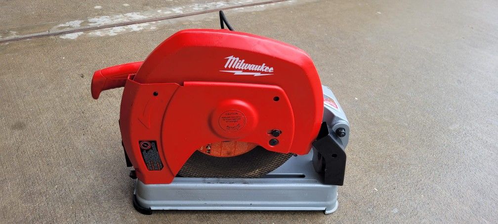Milwaukee Rod Cutter Like New $140 Price Firm/CORTADORA DE BARILLA COMO NUEVA $140 PRECIO FIRME 