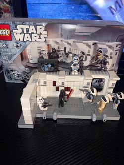 LEGO Star Wars Boarding the Tantive IV 75387