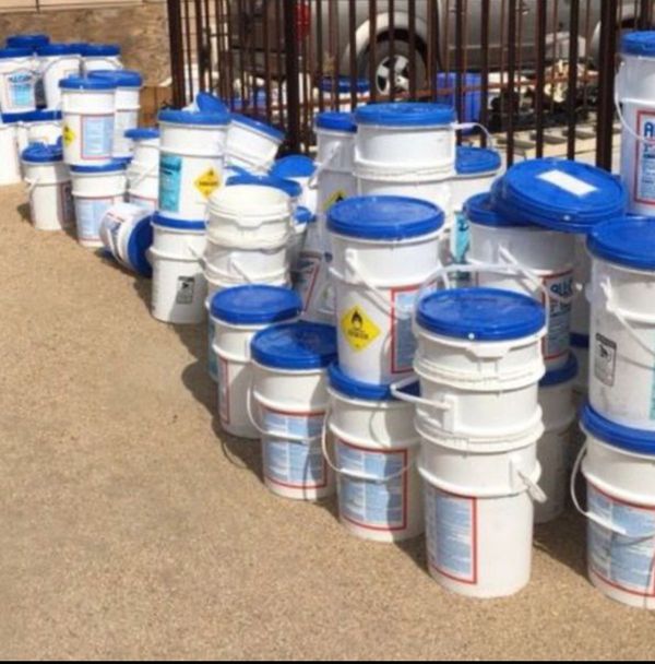 empty-5-gallon-buckets-with-locking-lids-for-sale-in-phoenix-az-offerup