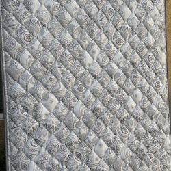 New Full-Size Mattress Mattress, Serta Willow Bridge