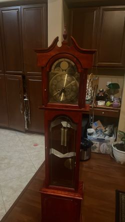 Clock Grandfather Style