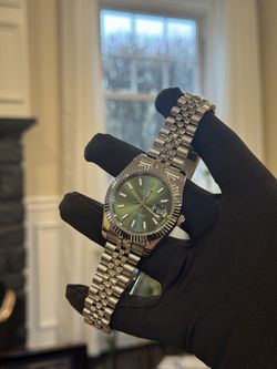 Green Dial mens plain Jane watch