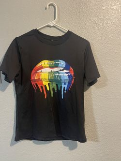 Black Medium Rainbow Lip Shirt