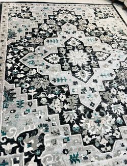 Henley rag 7ft 10in z10in (238cm x 304 cm)