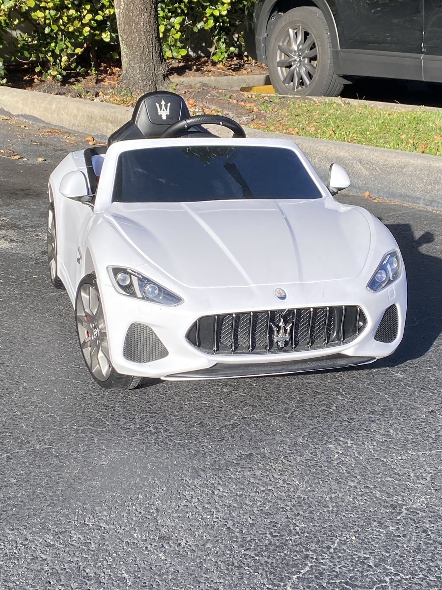 Maserati Kids Car (Best Christmas Gift Ever!!!)