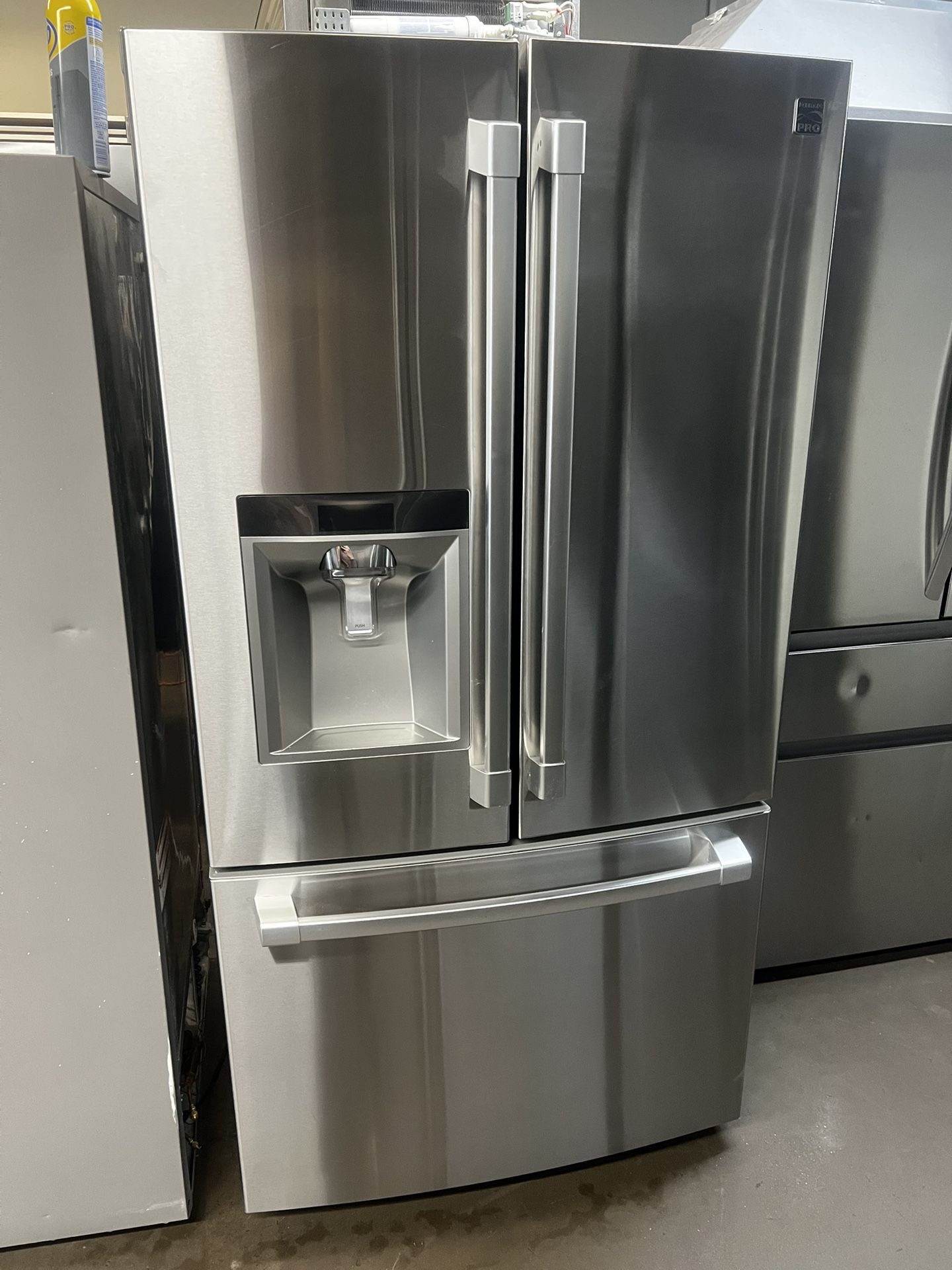 KENMORE COUNTER DEPTH FRENCH STYLE STAINLESS STEEL REFRIGERATOR