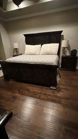 King Bedroom Set