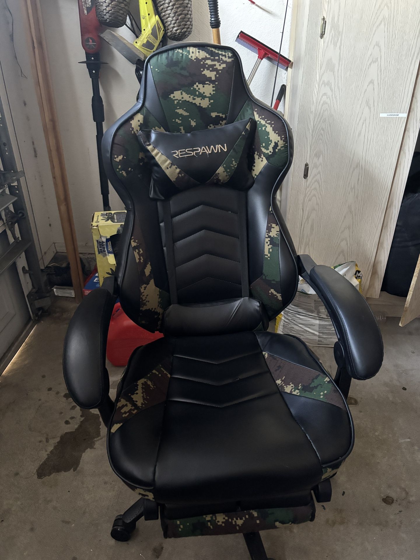 Gaming Chair Respawn