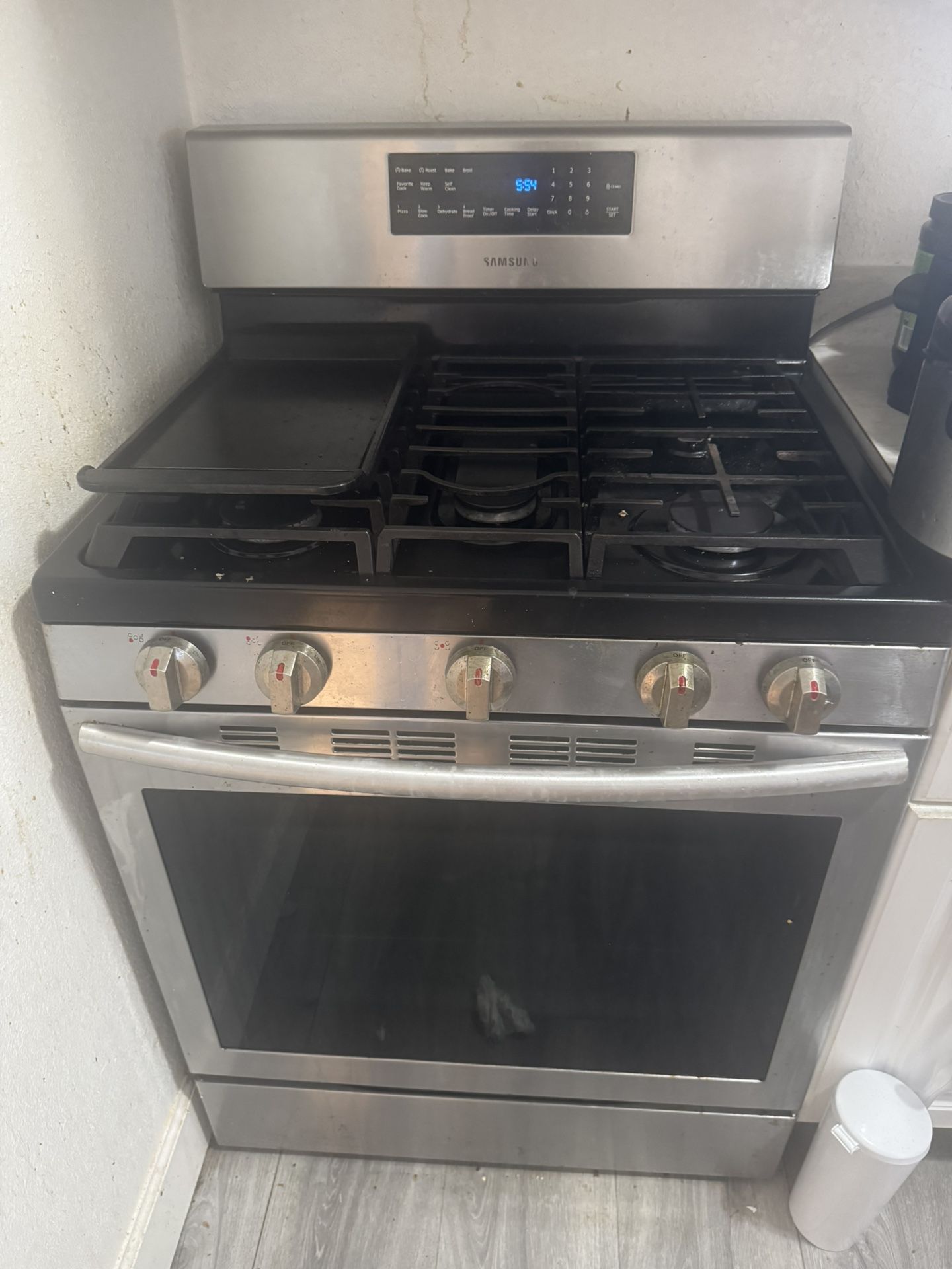 Samsung Stove And Whirlpool Fridge