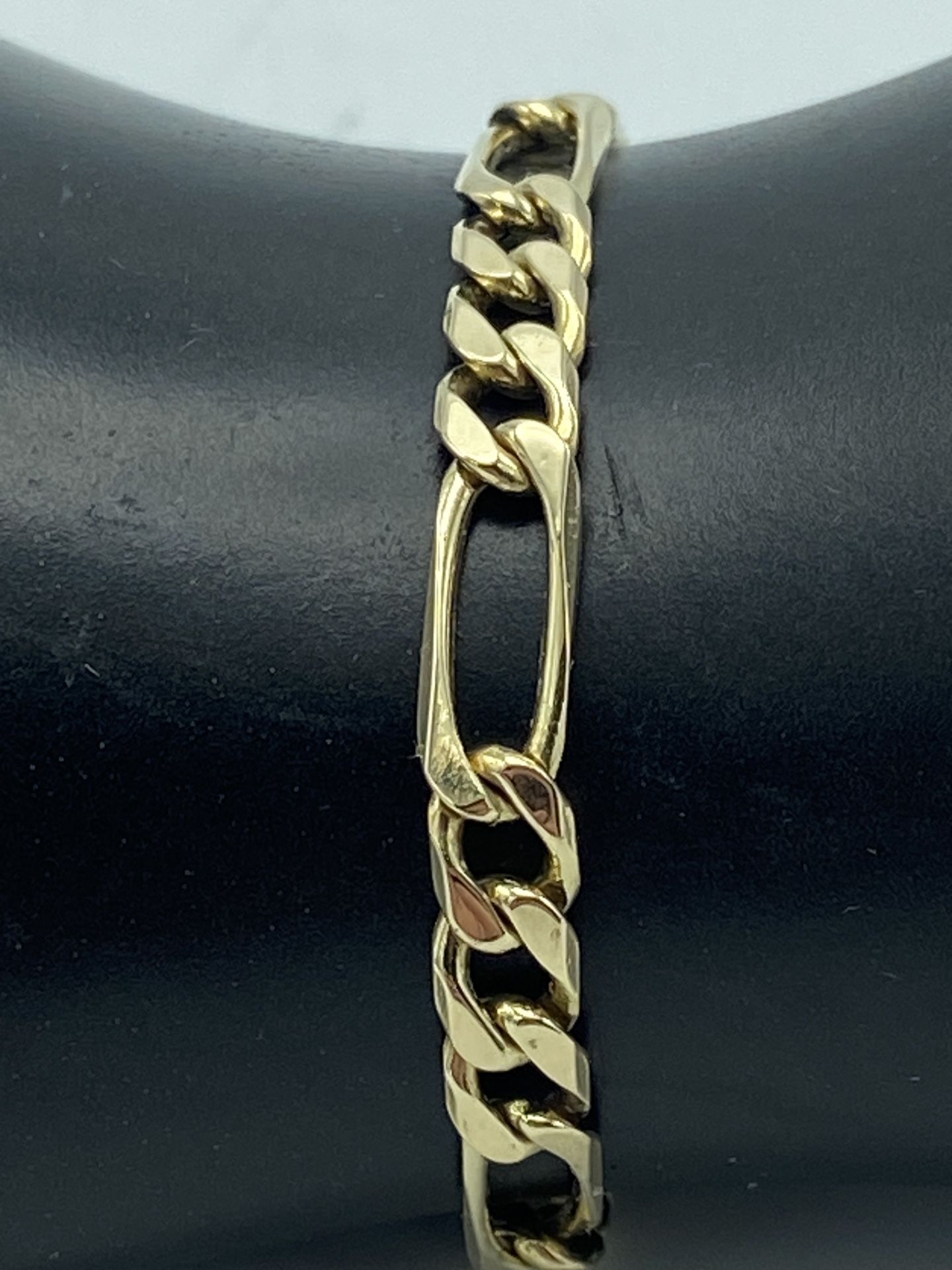 14kt Yellow Gold Figaro Link Bracelet 8”