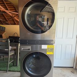 LG Electric Washer & Dryer Combo