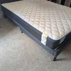 Mattress Firm - Queen Mattress