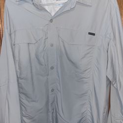 Columbia windbreaker button Up 