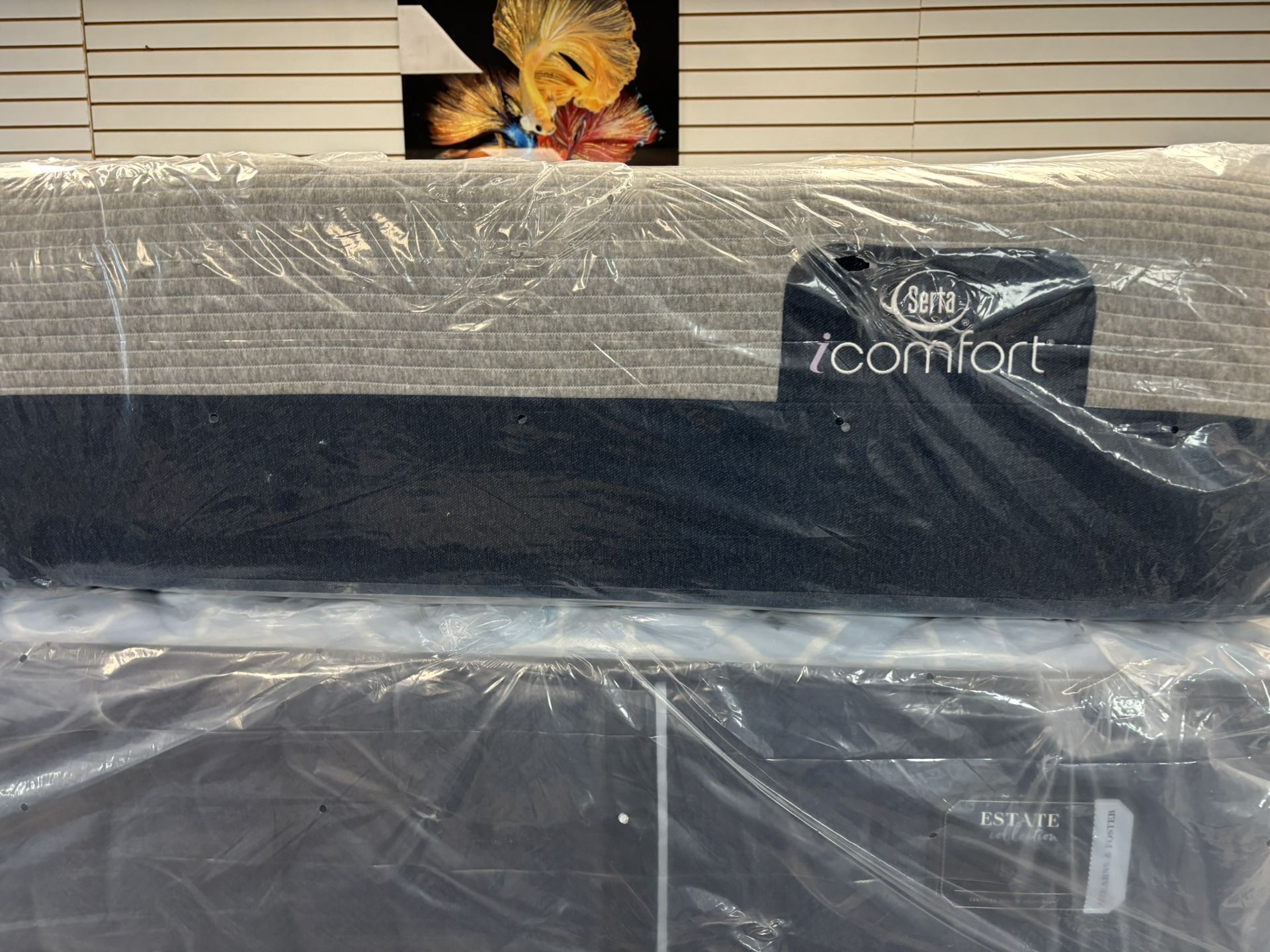 KING SIZE MATTRESS ICOMFORT MEMORY FOAM $499