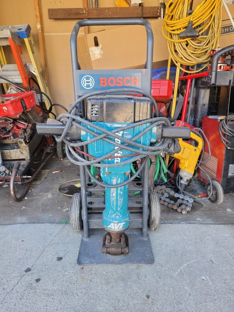 DEMOLICION HEMER MAKITA