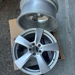 Mercedes-Benz E(contact info removed)-2013 18″ OEM Wheels