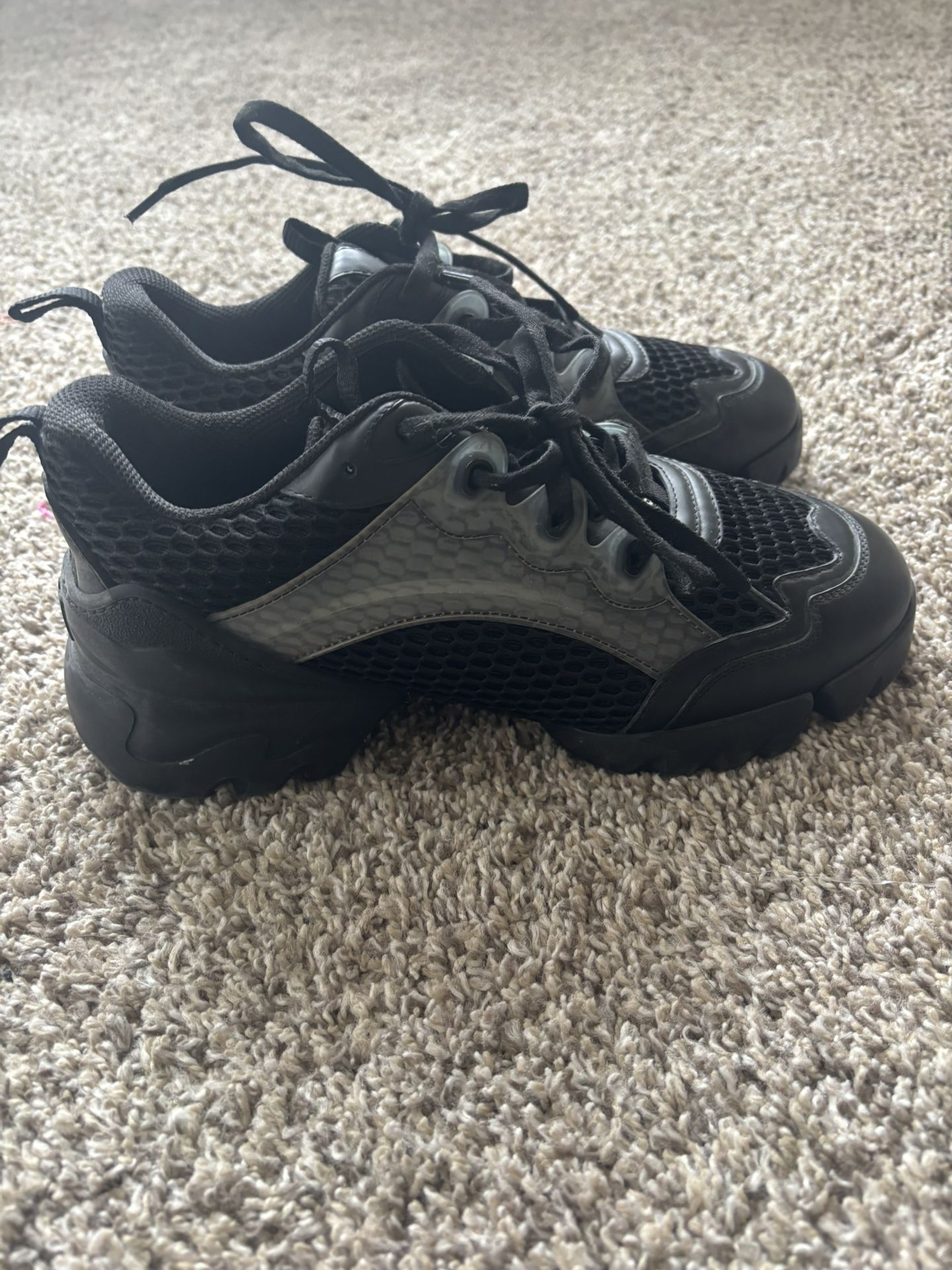 Dior Sneakers Size 8