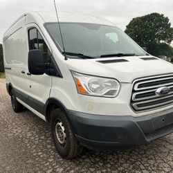 Ford transit Mid Size 2018