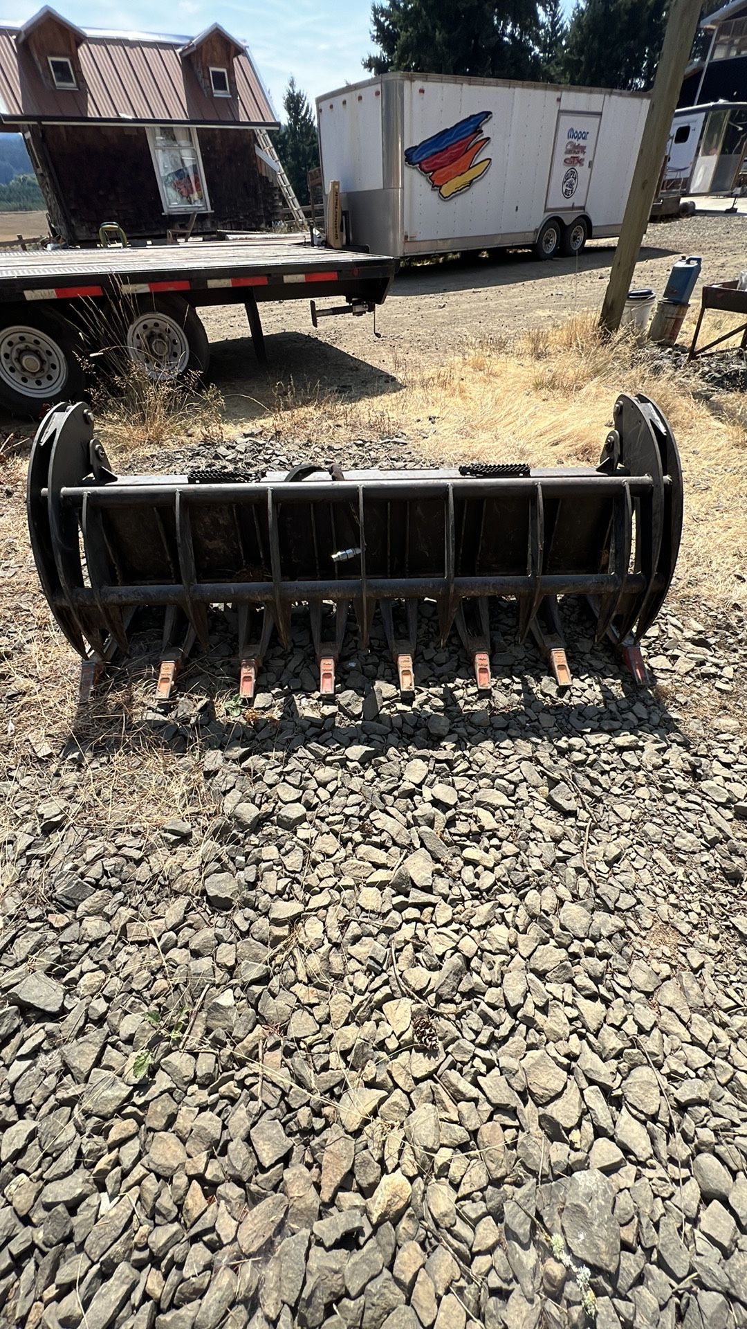 NEW 78” Hydraulic Skid Steer Or Tractor Grapples