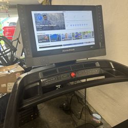 Treadmill 