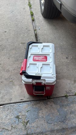 16qt Milwaukee Packout Cooler