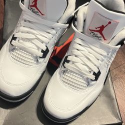 Jordan 4 White Cement  (Size 6Y)