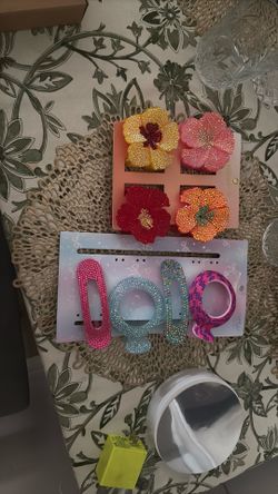 Hair clips