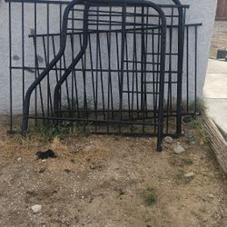 Metal BUNKBED twin/ Full Frame Only