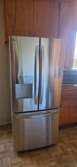 Refrigerator LG LFDS22520S