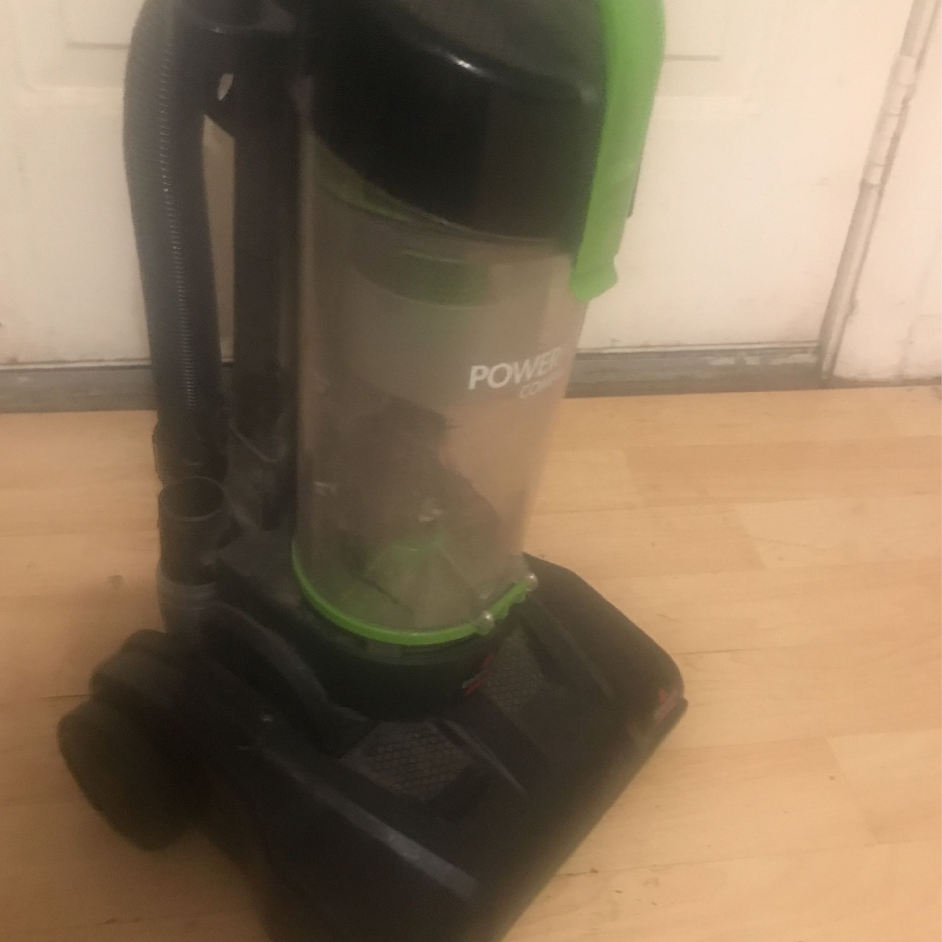 Power force Vacuum As Is