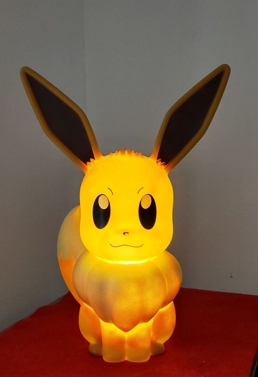 Pokémon Eevee 12" Light-Up Figure