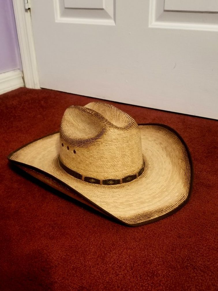 COWBOY HAT SEE ALL PICES FOR SIZE LIKE NEW