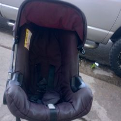 Doona Stroller 